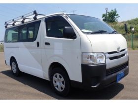 TOYOTA    Hiace Va